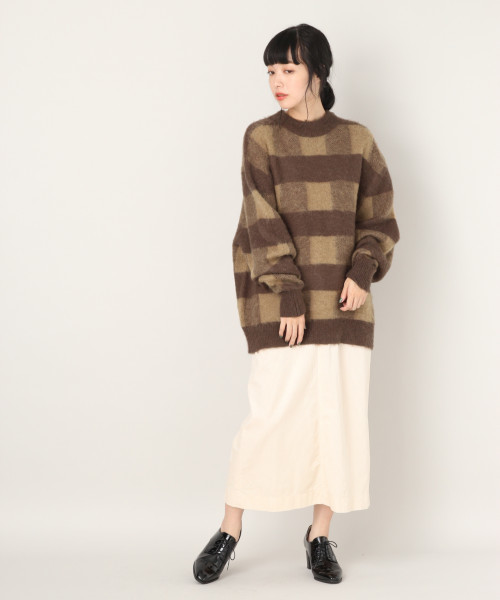 LOWRYS FARM（ローリーズファーム）の「７Ｇチェックチュニックプルオーバー　809295（ニット/セーター・レディース・ブラウン/グレー/イエロー/パープル・FREE）」の8枚目の写真