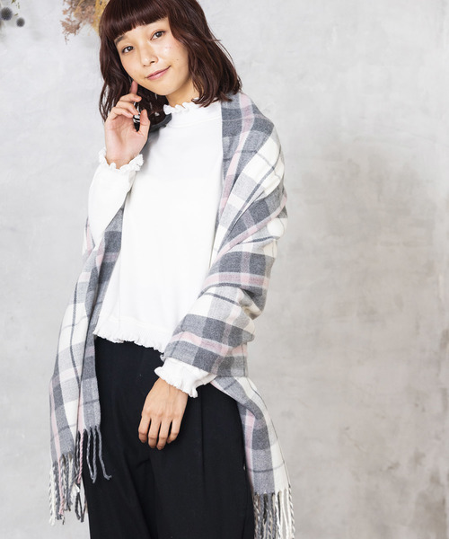 WEGO（ウィゴー）の「WEGO/チェックストール（ストール/ショール・レディース・ライトグレー/ネイビー/ブラウン/レッド/オフホワイト/ピンク/イエロー/グリーン/ダークグレー/ブルー系その他/キャメル/ライトピンク/ワイン/ブルー/ライトブラウン/その他1・FREE）」の3枚目の写真