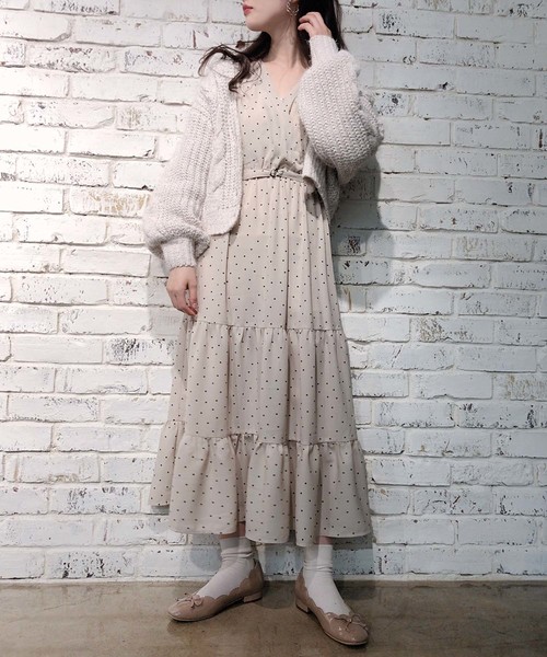 one after another NICE CLAUP（ワンアフターアナザーナイスクラップ）の「【ZOZOTOWN限定】カシュクールティアードワンピース（ワンピース・レディース・ブラック系その他/ベージュ系その他/ブルー系その他/ドット・FREE）」の8枚目の写真