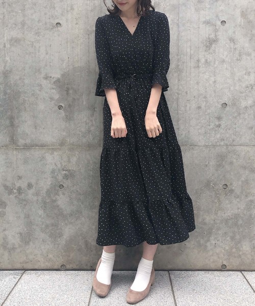 one after another NICE CLAUP（ワンアフターアナザーナイスクラップ）の「【ZOZOTOWN限定】カシュクールティアードワンピース（ワンピース・レディース・ブラック系その他/ベージュ系その他/ブルー系その他/ドット・FREE）」の13枚目の写真