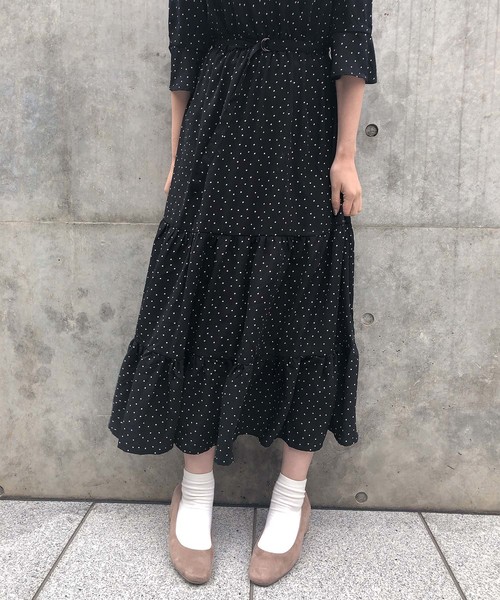 one after another NICE CLAUP（ワンアフターアナザーナイスクラップ）の「【ZOZOTOWN限定】カシュクールティアードワンピース（ワンピース・レディース・ブラック系その他/ベージュ系その他/ブルー系その他/ドット・FREE）」の17枚目の写真