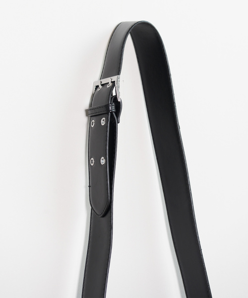 shopnikoniko（ショップニコニコ）の「太ベルトスクエアショルダーバッグ（ショルダーバッグ・レディース・ホワイト/ブラック/ブラウン/イエロー/グリーン・フリー）」の14枚目の写真