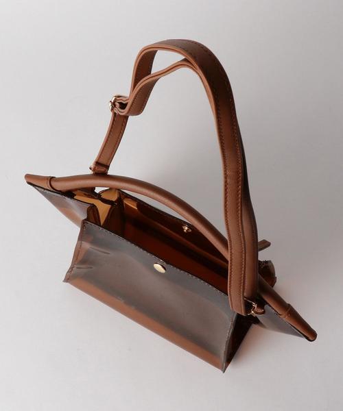 BEAUTY&YOUTH UNITED ARROWS（ビューティーアンドユースユナイテッドアローズ）の「BY PVC カーブハンドルショルダーバッグ -2WAY- о（ショルダーバッグ・レディース・ベージュ/ブラウン・FREE）」の16枚目の写真