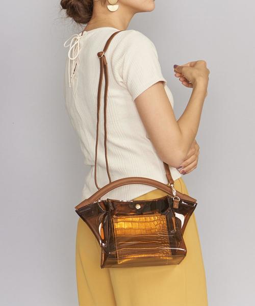 BEAUTY&YOUTH UNITED ARROWS（ビューティーアンドユースユナイテッドアローズ）の「BY PVC カーブハンドルショルダーバッグ -2WAY- о（ショルダーバッグ・レディース・ベージュ/ブラウン・FREE）」の8枚目の写真