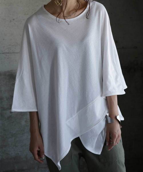 antiqua（アンティカ）の「スソデザインＴ（Tシャツ/カットソー・レディース・ブラック/オフホワイト・FREE）」の2枚目の写真