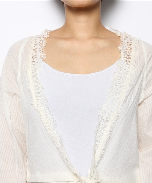 Kastane（カスタネ）の「【Kastane】2WAYレースガウン（シャツ/ブラウス・レディース・ネイビー/ラベンダー/アイボリー・FREE）」の11枚目の写真