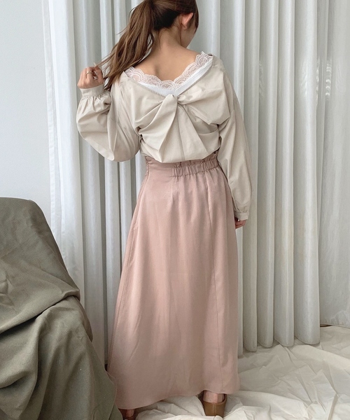 apres jour mignon(アプレジュールミニョン)の「バックデザインVブラウス【ZOZOTOWN限定アイテム】(シャツ/ブラウス・レディース・カーキ/オレンジ系その他/ライトベージュ・フリー)」の9枚目の写真