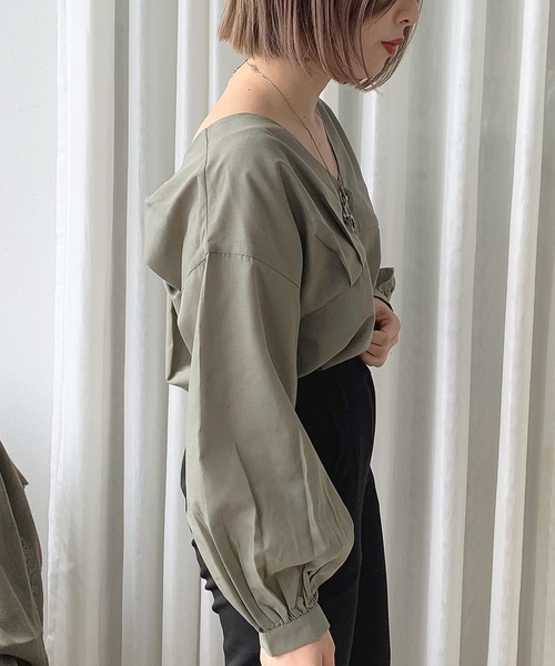 apres jour mignon(アプレジュールミニョン)の「バックデザインVブラウス【ZOZOTOWN限定アイテム】(シャツ/ブラウス・レディース・カーキ/オレンジ系その他/ライトベージュ・フリー)」の18枚目の写真