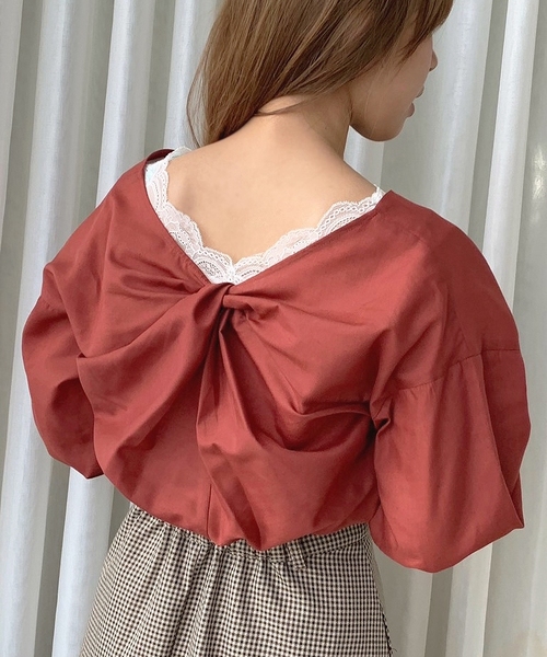 apres jour mignon(アプレジュールミニョン)の「バックデザインVブラウス【ZOZOTOWN限定アイテム】(シャツ/ブラウス・レディース・カーキ/オレンジ系その他/ライトベージュ・フリー)」の16枚目の写真