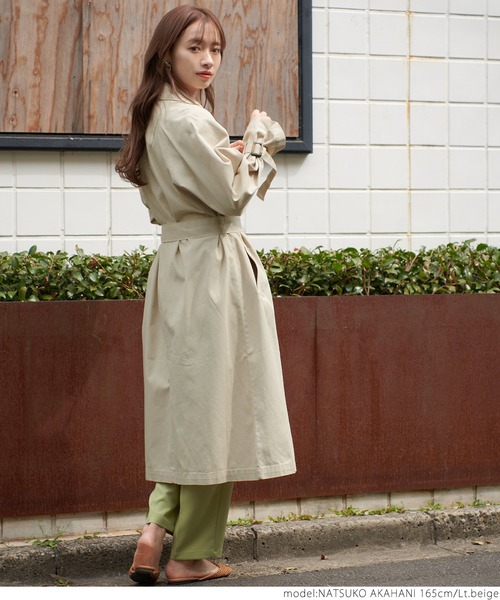 coca(coca)(コカ)の「キャンディスリーブコットントレンチコート(トレンチコート・レディース・ベージュ/ライトベージュ・ONE SIZE)」の4枚目の写真
