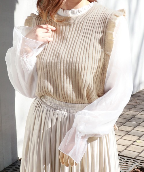 PairPair（ペアペア）の「フリルニットベスト×シアーブラウスセット（ベスト・レディース・アイボリー/モカ/ラベンダー・FREE）」の8枚目の写真