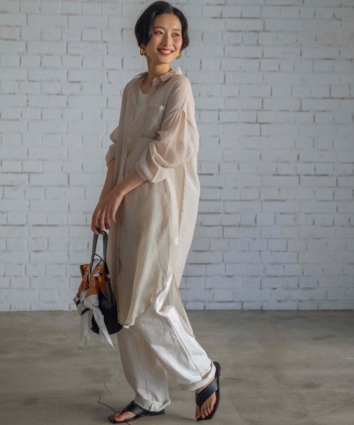 GeeRA（ジーラ）の「シアーロングシャツワンピース（シャツワンピース・レディース・ベージュ/ブラック・MEDIUM/LARGE）」の6枚目の写真