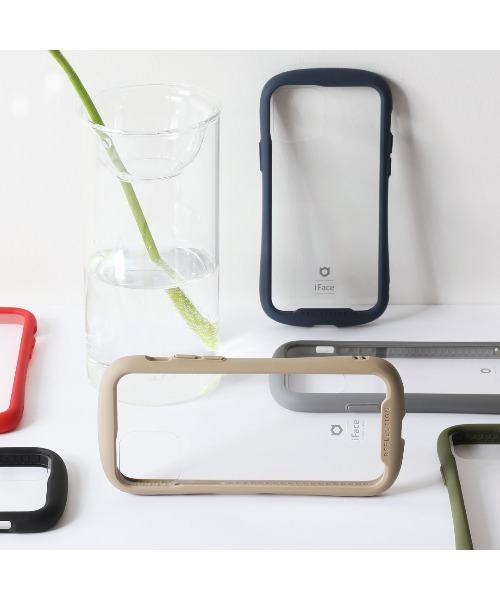 iFace（アイフェイス）の「iPhone 15/15Pro/15Plus/15ProMax/14/14Plus/14Pro/14ProMax/12 iPhone13 iPhone13mini iPhone12mini iPhone12Pro iPhone13Pro iPhone12ProMax iPhone13ProMax iFace Reflection 強化ガラス クリアケース アイフェイス スマホケース 透明 カバー（スマホケース/カバー・レディース・カーキ/ネイビー/レッド/ブラック/ベージュ/グレー/サックスブルー/ブラウン/パープル・iPhone 12 mini/iPhone 12 Pro Max/iPhone 12/12 Pro/iPhone 13 mini/iPhone 13 Pro Max/iPhone 13/iPhone 13 Pro/iPhone 14/iPhone 14 Plus/iPhone 14 Pro/iPhone 14 Pro Max/iPhone 15 Pro Max/iPhone 15 Plus/iPhone 15 Pro/iPhone 15）」の10枚目の写真