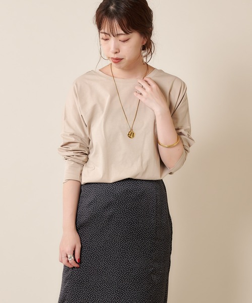 SHENERY(シーナリー)の「シルケットカットソー(Tシャツ/カットソー・レディース・オフホワイト/ベージュ/カーキ・FREE)」の5枚目の写真