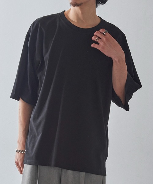 CROSS & STITCH（クロスステッチ）の「【Cross＆Stitch】オープンエンド マックスウェイト オーバーサイズTシャツ ボックスシルエット 短丈 ショート丈 OE1401（Tシャツ/カットソー・メンズ・ホワイト/ブラック/ベージュ/グリーン・M/L）」の6枚目の写真