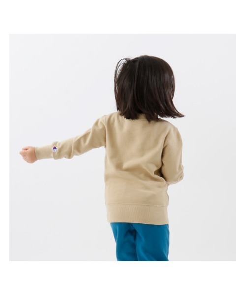 Champion(チャンピオン)の「【Champion/チャンピオン】キッズ ベーシック クルーネックスウェットシャツ(スウェット・キッズ・ネイビー/ベージュ/ブラック/ブルー/オフホワイト/グレー/チャコール/ライトブルー/カーキ/ブラウン/ベージュ系その他3/オートミール・140/110/120/100/130/160/150)」の18枚目の写真