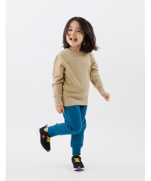 Champion(チャンピオン)の「【Champion/チャンピオン】キッズ ベーシック クルーネックスウェットシャツ(スウェット・キッズ・ネイビー/ベージュ/ブラック/ブルー/オフホワイト/グレー/チャコール/ライトブルー/カーキ/ブラウン/ベージュ系その他3/オートミール・140/110/120/100/130/160/150)」の19枚目の写真