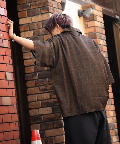 ZIP FIVE（ジップファイブ）の「【ZIP FIVE】ルーズシルエット 半袖柄プリントオープンシャツ（シャツ/ブラウス・メンズ・ブラック/ベージュ/ブルー/チャコール/ブラック系/ブラック系1/グレー系/ブラウン系/ベージュ系/ベージュ系1/ベージュ系2/グリーン系/ブルー系/ワイン系/ワイン系1・FREE）」の19枚目の写真