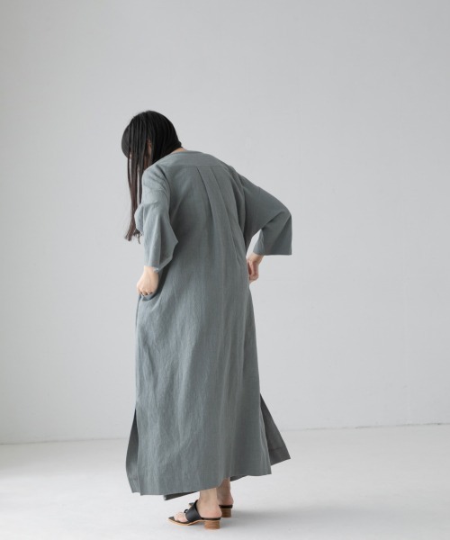 yuw(ユウ)の「カフタンワンピース 946968(ワンピース・レディース・ブラック/ベージュ/グレー/グリーン・FREE)」の12枚目の写真
