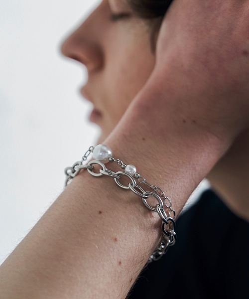 shiki tokyo（シキトウキョウ）の「DOUBLE CHAIN PEARL BRACELET / ダブルチェーンパールブレスレット（ブレスレット・メンズ・シルバー・FREE）」の7枚目の写真
