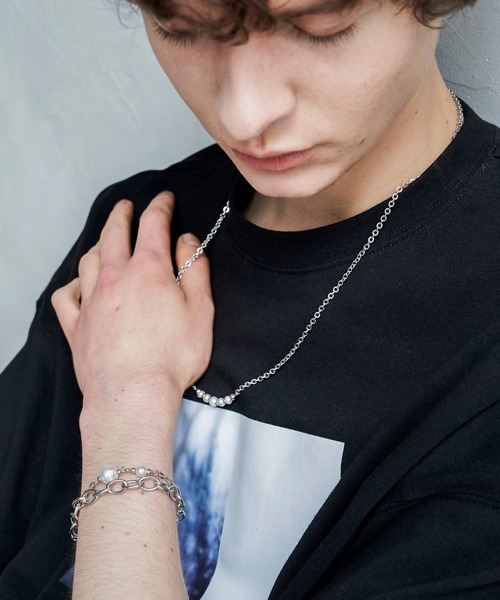 shiki tokyo（シキトウキョウ）の「DOUBLE CHAIN PEARL BRACELET / ダブルチェーンパールブレスレット（ブレスレット・メンズ・シルバー・FREE）」の8枚目の写真