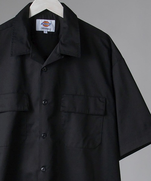 Dickies(ディッキーズ)の「【Dickies/ディッキーズ】TCツイルオーバーサイズワークシャツ<セットアップ可能>(シャツ/ブラウス・メンズ・ライトグレー/ブラック/ベージュ/ネイビー/サックスブルー/ピンク・M/L/XL)」の2枚目の写真