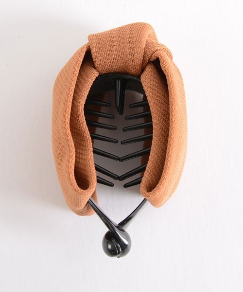 VIBGYOR Women(ヴィブジョー ウィメン)の「【float】リボン バナナクリップ【7色展開】(バレッタ/ヘアクリップ・レディース・ワインレッド/ブラウン/ピンクベージュ/ブルー/ネイビー/ワイン/ブラック・FREE)」の14枚目の写真