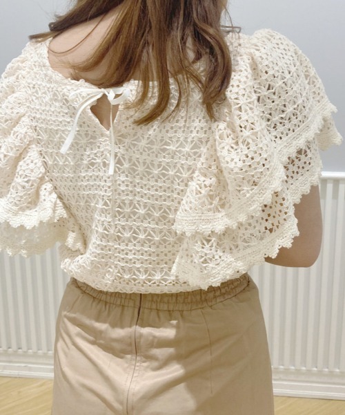 WILLSELECTION（ウィルセレクション）の「カットレースラッフルブラウス（シャツ/ブラウス・レディース・オフホワイト/ブラック・MEDIUM）」の18枚目の写真