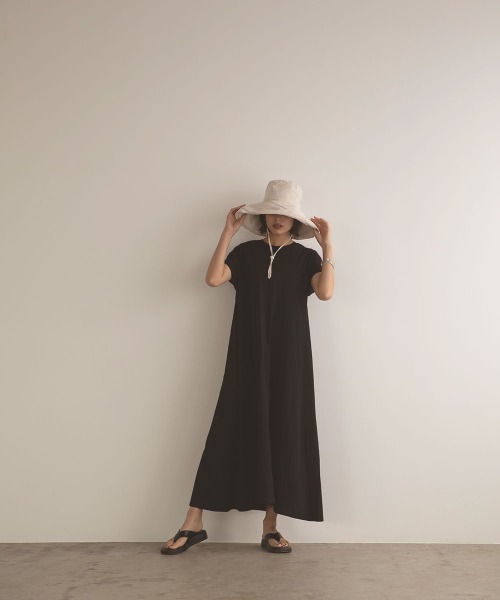 marjour（マージュール）の「BIG BUCKET HAT（ハット・レディース・アイボリー/ブラック/ブルーグレー・FREE）」の5枚目の写真