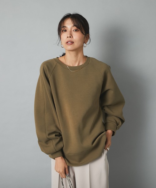 RIVE DROITE（リヴドロワ）の「程よくルーズなシルエットが楽しめる一枚　ダンボールオーバーカットソー（Tシャツ/カットソー・レディース・ブラック/カーキ・FREE）」の13枚目の写真