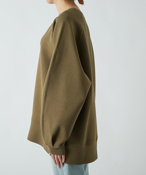 RIVE DROITE（リヴドロワ）の「程よくルーズなシルエットが楽しめる一枚　ダンボールオーバーカットソー（Tシャツ/カットソー・レディース・ブラック/カーキ・FREE）」の21枚目の写真