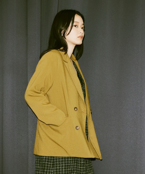 Happy John(ハッピージョン)の「basic color tailored jacket/ベーシックカラーテーラードジャケット(テーラードジャケット・レディース・ブラック/ダークグリーン/マスタード/ブルーグレー/イエロー/ピンク/カーキ・FREE)」の6枚目の写真