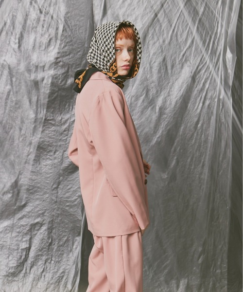 Happy John(ハッピージョン)の「basic color tailored jacket/ベーシックカラーテーラードジャケット(テーラードジャケット・レディース・ブラック/ダークグリーン/マスタード/ブルーグレー/イエロー/ピンク/カーキ・FREE)」の19枚目の写真