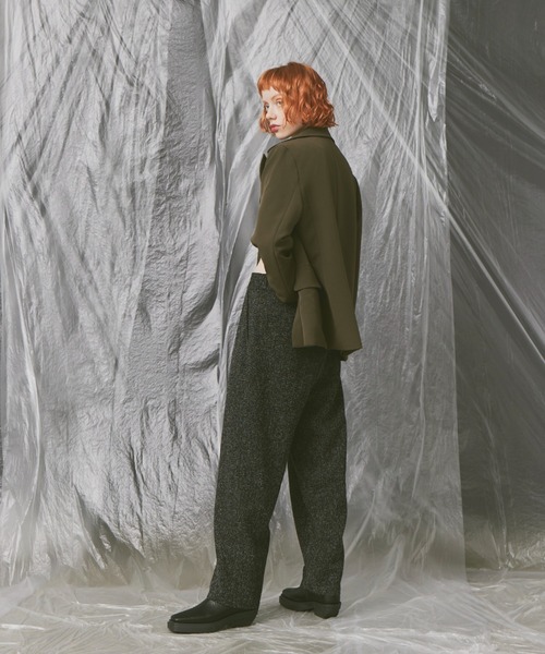 Happy John(ハッピージョン)の「basic color tailored jacket/ベーシックカラーテーラードジャケット(テーラードジャケット・レディース・ブラック/ダークグリーン/マスタード/ブルーグレー/イエロー/ピンク/カーキ・FREE)」の10枚目の写真