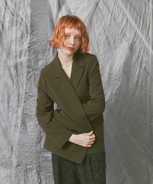 Happy John(ハッピージョン)の「basic color tailored jacket/ベーシックカラーテーラードジャケット(テーラードジャケット・レディース・ブラック/ダークグリーン/マスタード/ブルーグレー/イエロー/ピンク/カーキ・FREE)」の13枚目の写真