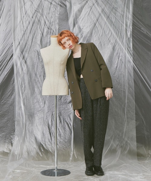 Happy John(ハッピージョン)の「basic color tailored jacket/ベーシックカラーテーラードジャケット(テーラードジャケット・レディース・ブラック/ダークグリーン/マスタード/ブルーグレー/イエロー/ピンク/カーキ・FREE)」の8枚目の写真