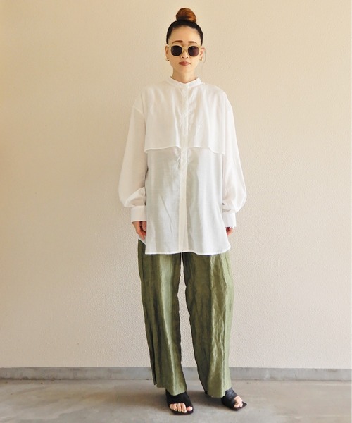 y/m by Yukie（イムバイユキエ）の「シアーラッフルシャツ（シャツ/ブラウス・レディース・モカ/オフホワイト・FREE）」の11枚目の写真