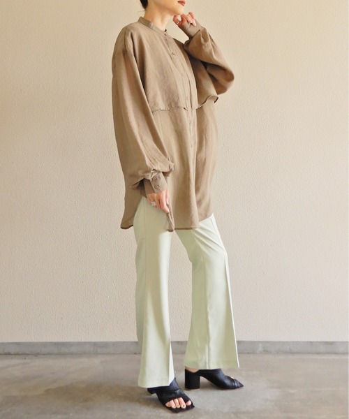 y/m by Yukie（イムバイユキエ）の「シアーラッフルシャツ（シャツ/ブラウス・レディース・モカ/オフホワイト・FREE）」の13枚目の写真