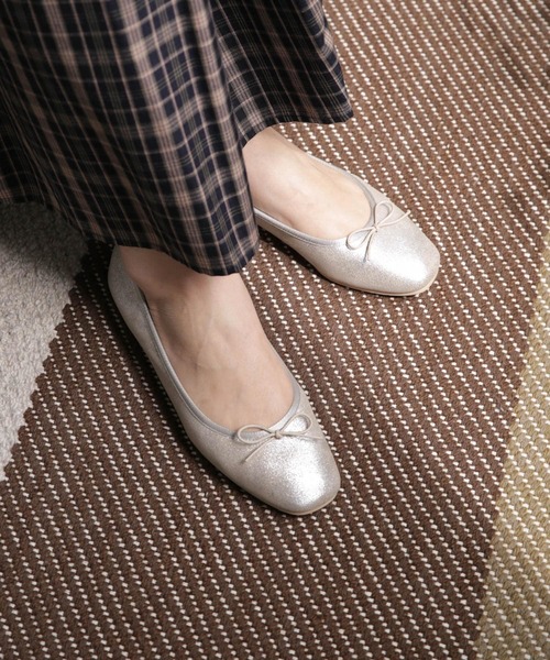 URBAN RESEARCH DOORS（アーバンリサーチドアーズ）の「柔らかバレエシューズ（パンプス・レディース・ベージュ系その他/ブラック・38/37/36）」の5枚目の写真