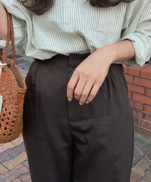 LAUIR(ラウアー)の「ツータックスラックス(スラックス・レディース・ブラック/グレイッシュベージュ/ベージュ/モカ/ブラウン/グレー・MEDIUM/LARGE/X-LARGE)」の9枚目の写真