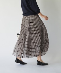 un dix cors | 華やかさをプラス　フロッキードットプリーツスカート(スカート)