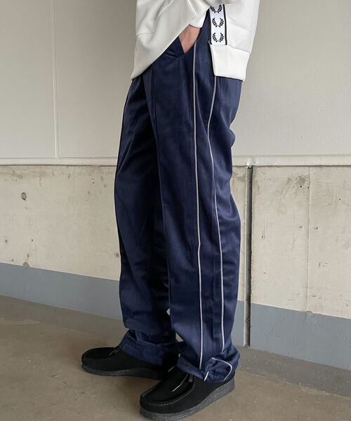 GLOSTER（グロスター）の「【GLOSTER/グロスター】ベロアトラックパンツ サイドライン（その他パンツ・メンズ・ブラウン/ネイビー/ボルドー・MEDIUM/LARGE）」の2枚目の写真