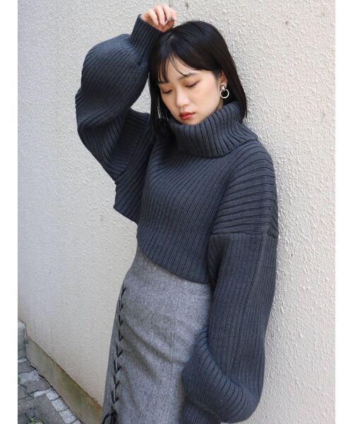 MURUA（ムルーア）の「ショートオフタートルニット（ニット/セーター・レディース・アイボリー/グレー/ブルー/ベージュ・FREE）」の17枚目の写真