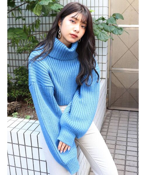 MURUA（ムルーア）の「ショートオフタートルニット（ニット/セーター・レディース・アイボリー/グレー/ブルー/ベージュ・FREE）」の21枚目の写真