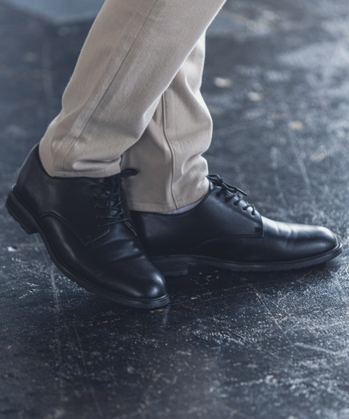 GLOBAL WORK（グローバルワーク）の「LUXTECHプレーントゥS/216100（ドレスシューズ・メンズ・ブラック/ベージュ・MEDIUM/LARGE）」の2枚目の写真