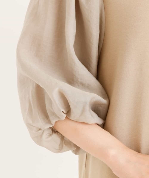 a.v.v(アーヴェヴェ)の「シアーパフスリーブワンピース(ワンピース・レディース・ベージュ/ブラック・34/36/40/38/42)」の7枚目の写真