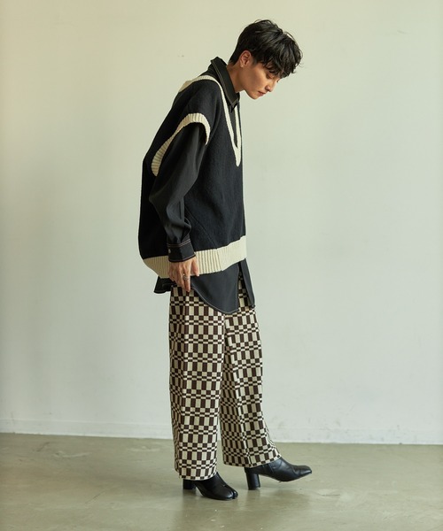 VACANCY（ヴァカンシー）の「配色ニットベスト（ベスト・レディース・グリーン/ブラック/オレンジ・FREE）」の9枚目の写真