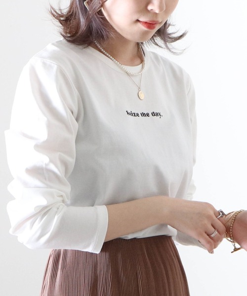 Cheek(チーク)の「ミニロゴプリント長袖Tee(Tシャツ/カットソー・レディース・ブラック/オフホワイト/ホワイト×ブラック・MEDIUM)」の11枚目の写真