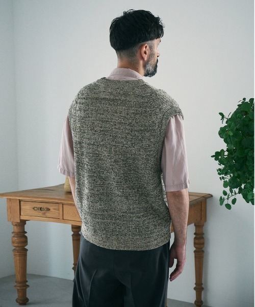 UNFIL(アンフィル)の「unfil アンフィル / organic hemp ribbed-knit vest オーガニックヘンプ リブニットベスト / WWSP-UU009(ベスト・メンズ・杢グレー/ベージュ・5/4)」の20枚目の写真