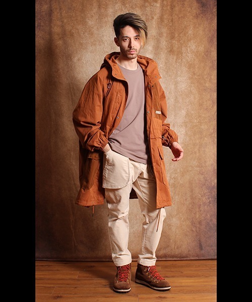 Universal Style Wear(ユニバーサルスタイルウェア)の「WILDERNESS EXPERIENCE モンスター オーバーコート(その他アウター・メンズ・ブラック/カーキ/ベージュ・LARGE/MEDIUM/X-LARGE)」の1枚目の写真